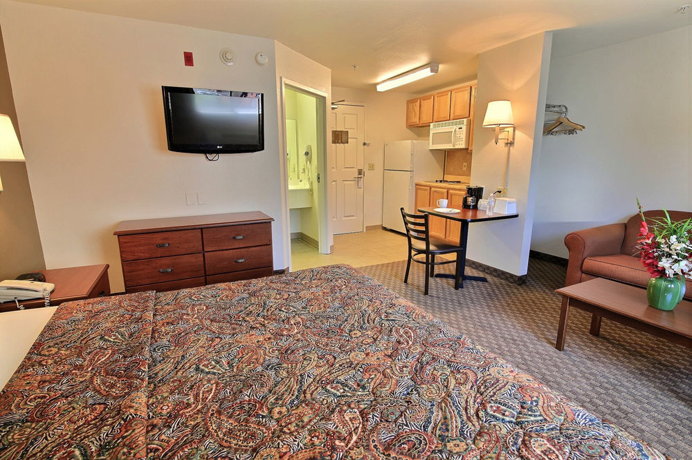 Crestwood Suites Of 뉴포트 뉴스 외부 사진